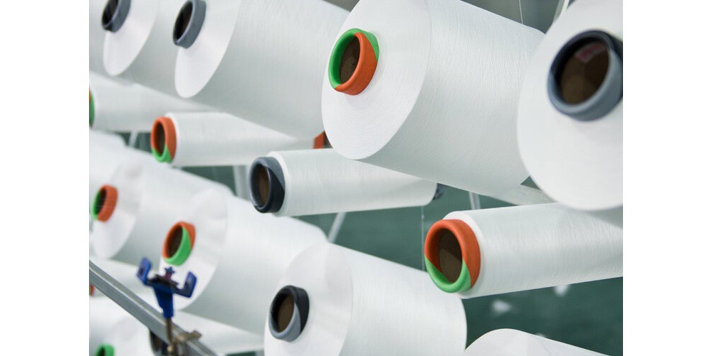 Melt spinning of polyester Melt spinning of polyester